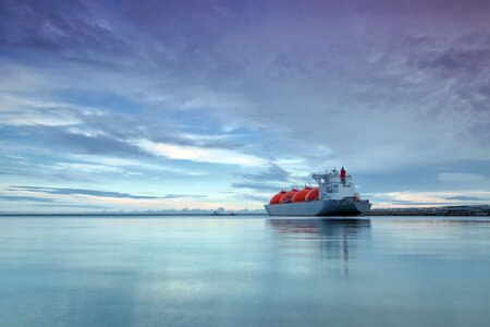 Rising interest in methanol as ship fuel