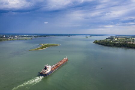 The Great Lakes - St. Lawrence Maritime System