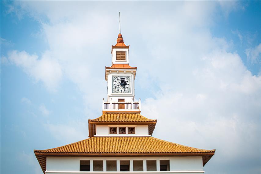 Ghana - Balme library clocktower